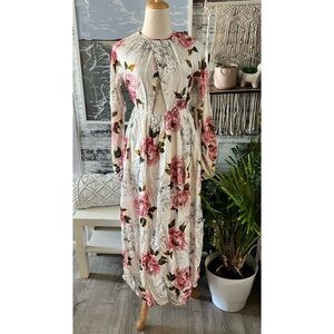 NWT Love Like Summer x Billabong Long Sleeved Floral dress with cut outs.